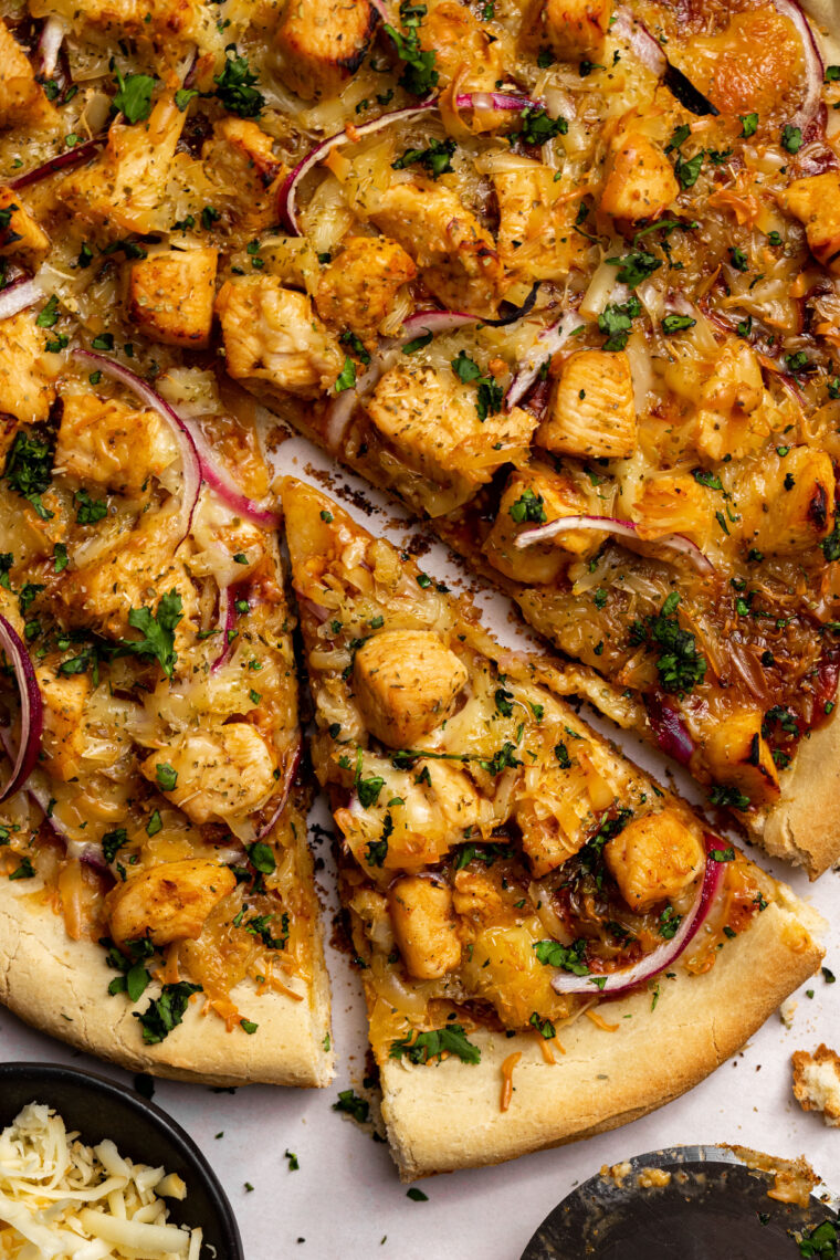 Gluten-free Bbq Chicken Pizza - The Bottomless Pit