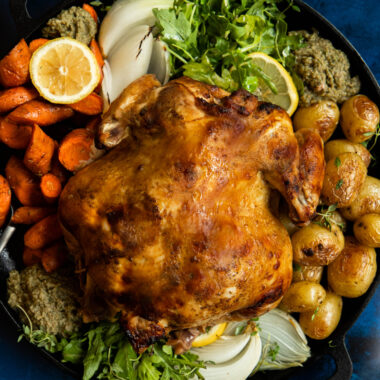 Are you ready for the BEST, easy roast chicken recipe?