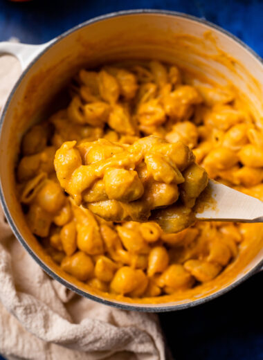 It doesn't get much more fall than pumpkin Mac n' Cheese! This gluten-free recipe is perfect on a cold night or for Thanksgiving.