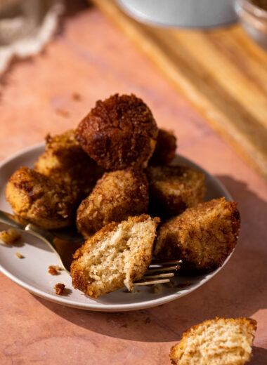 This Gluten-Free Monkey Bread is the perfect sweet treat for breakfast!